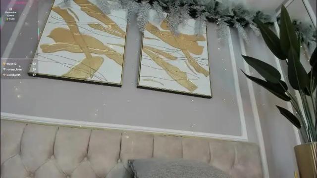 Image 8 of ellette_ Stream on Chaturbate on 27 days ago