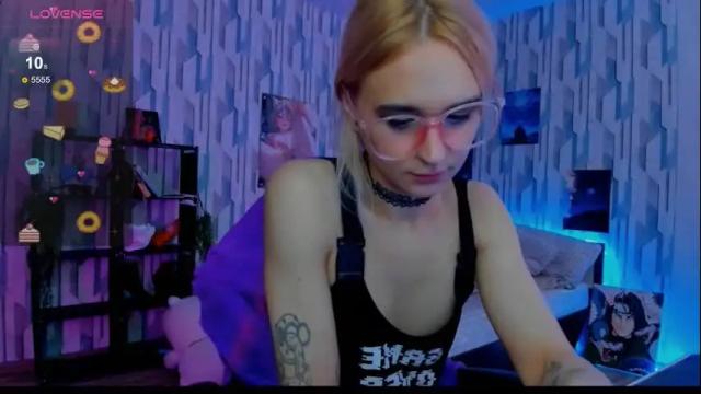 Image 3 of elli_26 Stream on Chaturbate on 1 month ago