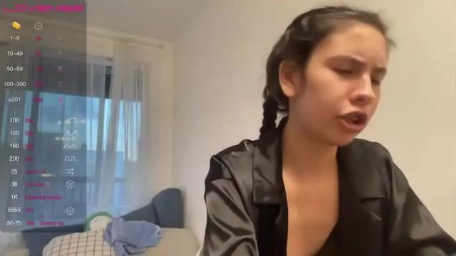 Image 6 of elli_rosse Stream on Chaturbate on 25 months ago