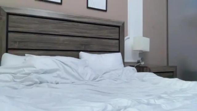 Image 6 of elli_rosse Stream on Chaturbate on 24 months ago