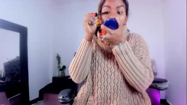 Image 2 of ellie_alves Stream on Chaturbate on 1 month ago