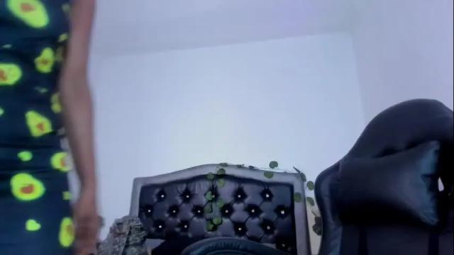 Image 10 of ellie_alves Stream on Chaturbate on 19 days ago