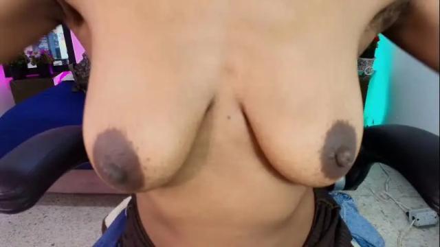 Image 11 of ellie_alves Stream on Chaturbate on 1 month ago