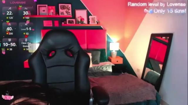 Image 7 of ellie_jhonson_ Stream on Chaturbate on 25 days ago