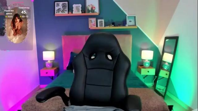 Thumbnail 1, ellie_jhonson_'s Stream at Chaturbate, 24 days ago