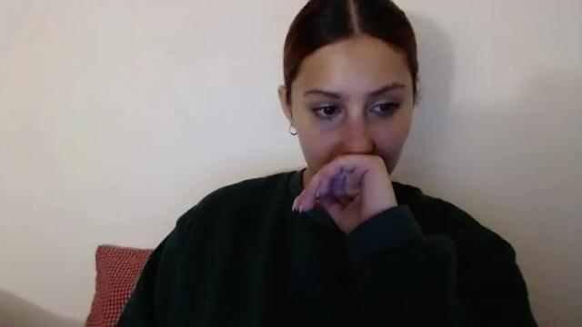 Image 7 of ellie_solee Stream on Chaturbate on 18 months ago