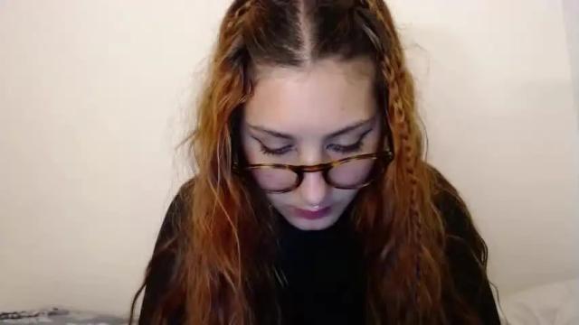 Image 3 of ellie_solee Stream on Chaturbate on 17 months ago