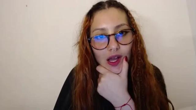 Image 4 of ellie_solee Stream on Chaturbate on 17 months ago