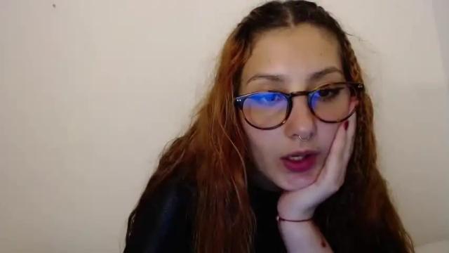 Image 6 of ellie_solee Stream on Chaturbate on 17 months ago