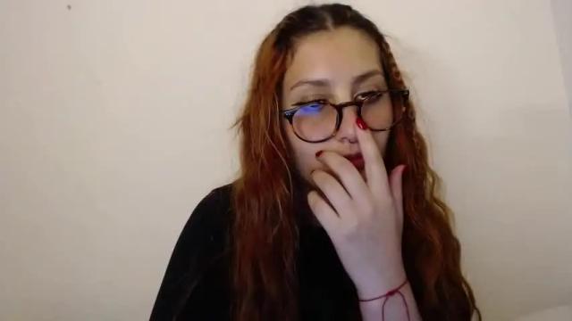 Image 7 of ellie_solee Stream on Chaturbate on 17 months ago