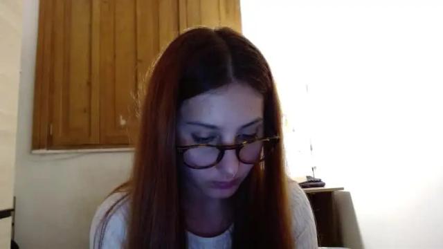 Image 10 of ellie_solee Stream on Chaturbate on 16 months ago