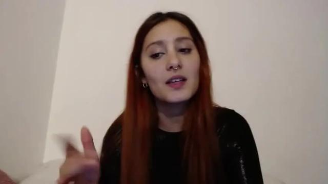 Image 3 of ellie_solee Stream on Chaturbate on 21 months ago