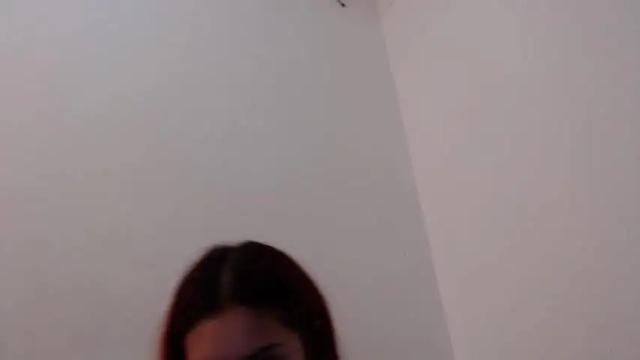 Image 12 of ellie_solee Stream on Chaturbate on 14 months ago