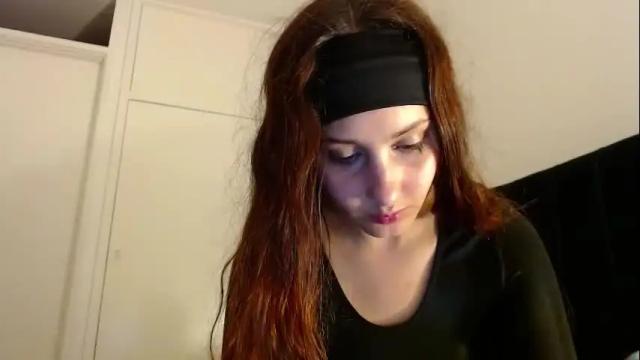 Image 8 of ellie_solee Stream on Chaturbate on 1 month ago