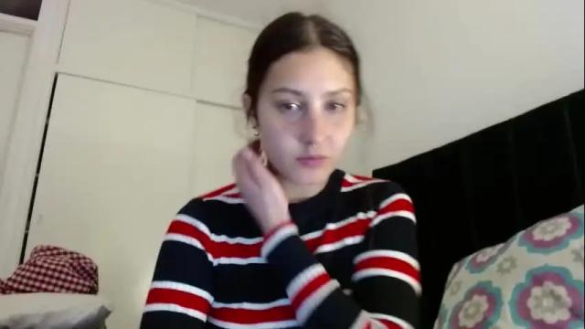 Image 4 of ellie_solee Stream on Chaturbate on 8 months ago