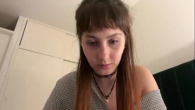 Image 12 of ellie_solee Stream on Chaturbate on 1 day ago