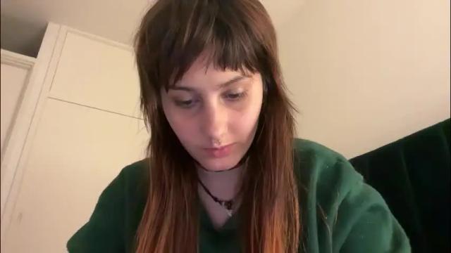 Image 7 of ellie_solee Stream on Chaturbate on 5 months ago