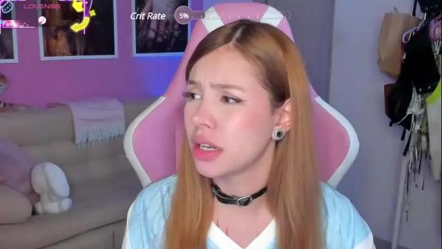 Image 12 of ellie_sweetheart Stream on Chaturbate on 3 months ago