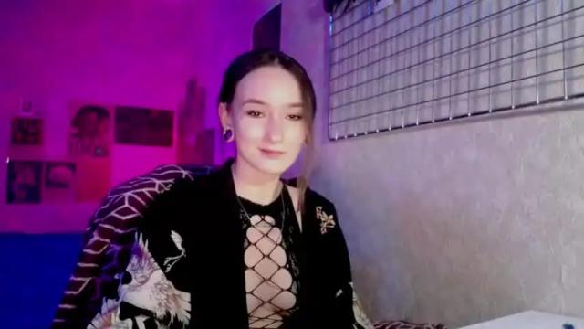 Image 2 of ellie_vibe Stream on Chaturbate on 15 months ago