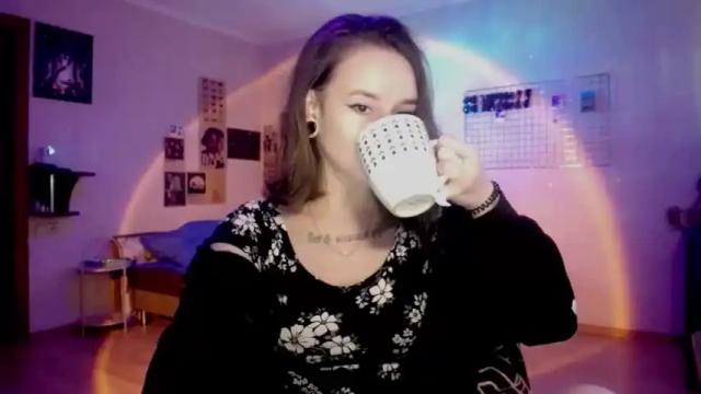 Image 3 of ellie_vibe Stream on Chaturbate on 13 months ago
