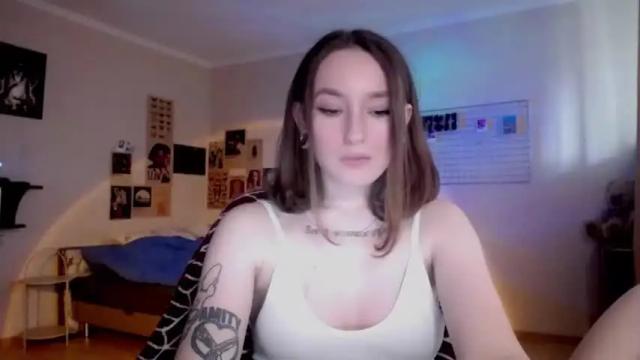 Image 6 of ellie_vibe Stream on Chaturbate on 13 months ago