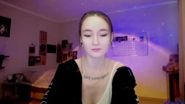 Image 11 of ellie_vibe Stream on Chaturbate on 12 months ago