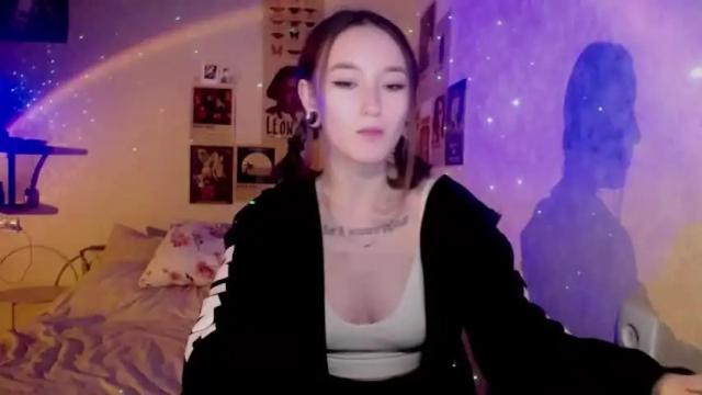 Image 4 of ellie_vibe Stream on Chaturbate on 12 months ago