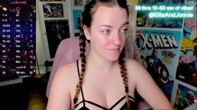 Image 11 of ellieandjonnie Stream on Chaturbate on 1 month ago