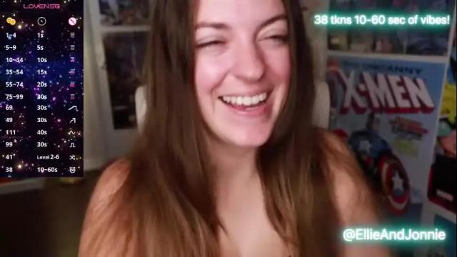 Image 8 of ellieandjonnie Stream on Chaturbate on 14 days ago
