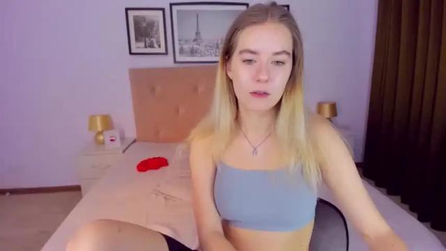 Image 10 of elliebarns Stream on Chaturbate on 16 months ago