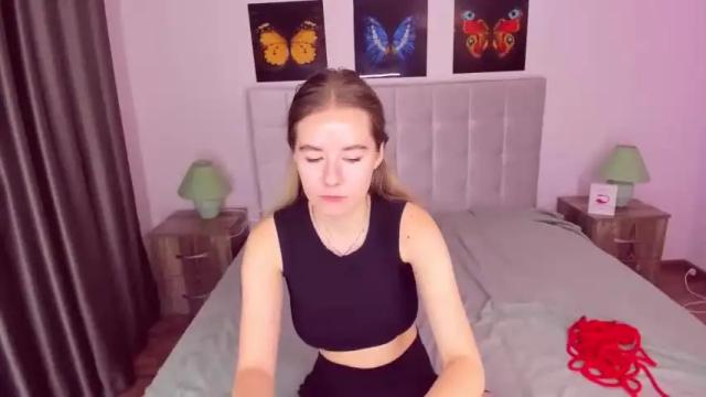 Thumbnail 2, elliebarns's Stream at Chaturbate, 16 months ago