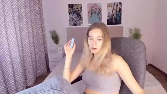 Thumbnail 3, elliebarns's Stream at Chaturbate, 16 months ago