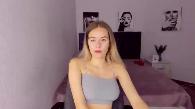 Image 8 of elliebarns Stream on Chaturbate on 16 months ago