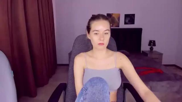 Image 8 of elliebarns Stream on Chaturbate on 14 months ago