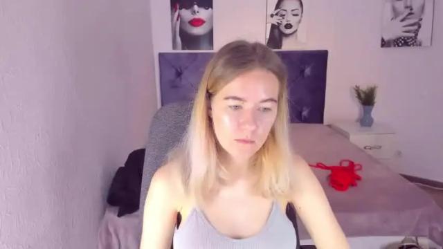 Thumbnail 1, elliebarns's Stream at Chaturbate, 13 months ago