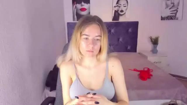 Image 11 of elliebarns Stream on Chaturbate on 13 months ago
