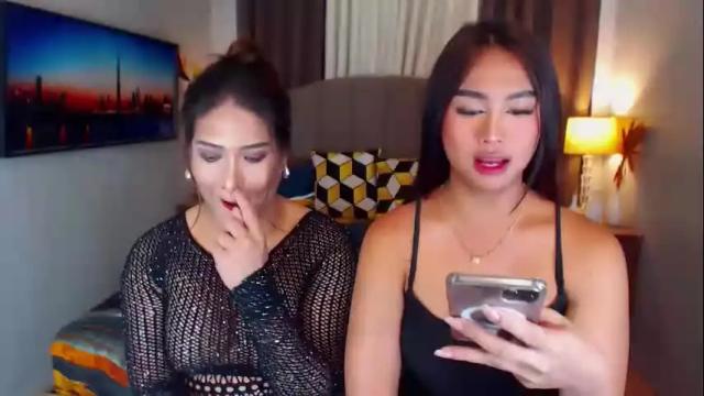 Image 10 of elliecummers Stream on Chaturbate on 1 month ago