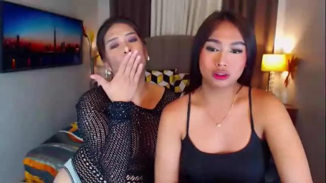 Image 11 of elliecummers Stream on Chaturbate on 1 month ago