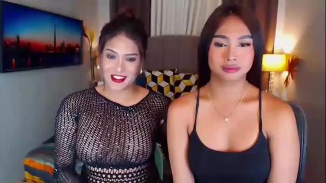Image 2 of elliecummers Stream on Chaturbate on 1 month ago