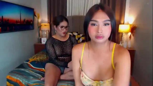 Image 12 of elliecummers Stream on Chaturbate on 1 month ago