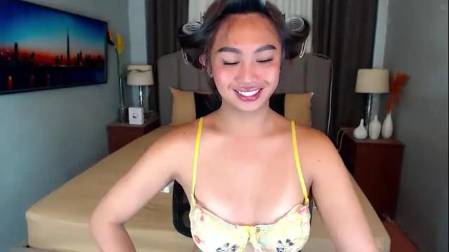 Image 11 of elliecummers Stream on Chaturbate on 1 month ago