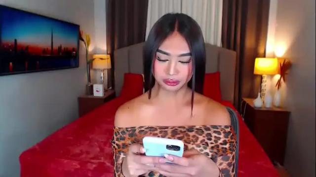 Image 10 of elliecummers Stream on Chaturbate on 27 days ago