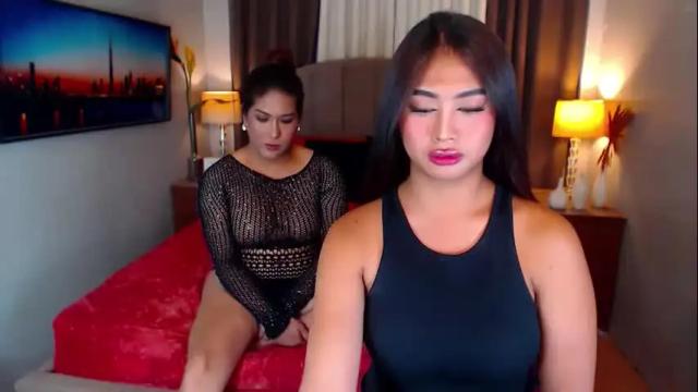 Image 10 of elliecummers Stream on Chaturbate on 14 days ago