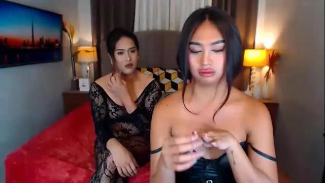 Image 10 of elliecummers Stream on Chaturbate on 3 days ago