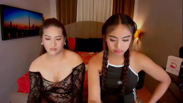 Image 10 of elliecummers Stream on Chaturbate on 1 month ago