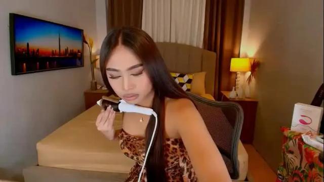 Image 7 of elliecummers Stream on Chaturbate on 1 month ago