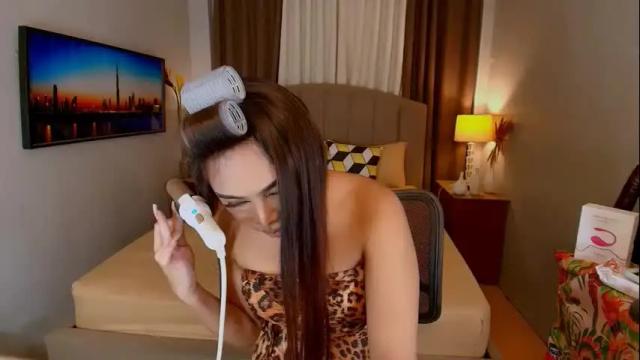 Thumbnail 3, elliecummers's Stream at Chaturbate, 1 month ago