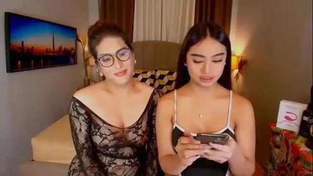 Image 8 of elliecummers Stream on Chaturbate on 27 days ago