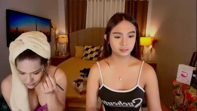 Image 7 of elliecummers Stream on Chaturbate on 24 days ago