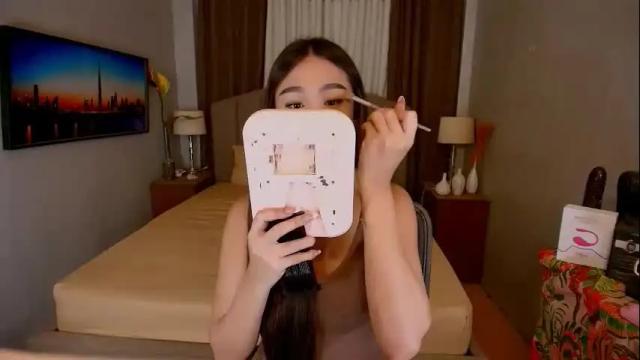 Image 11 of elliecummers Stream on Chaturbate on 9 days ago